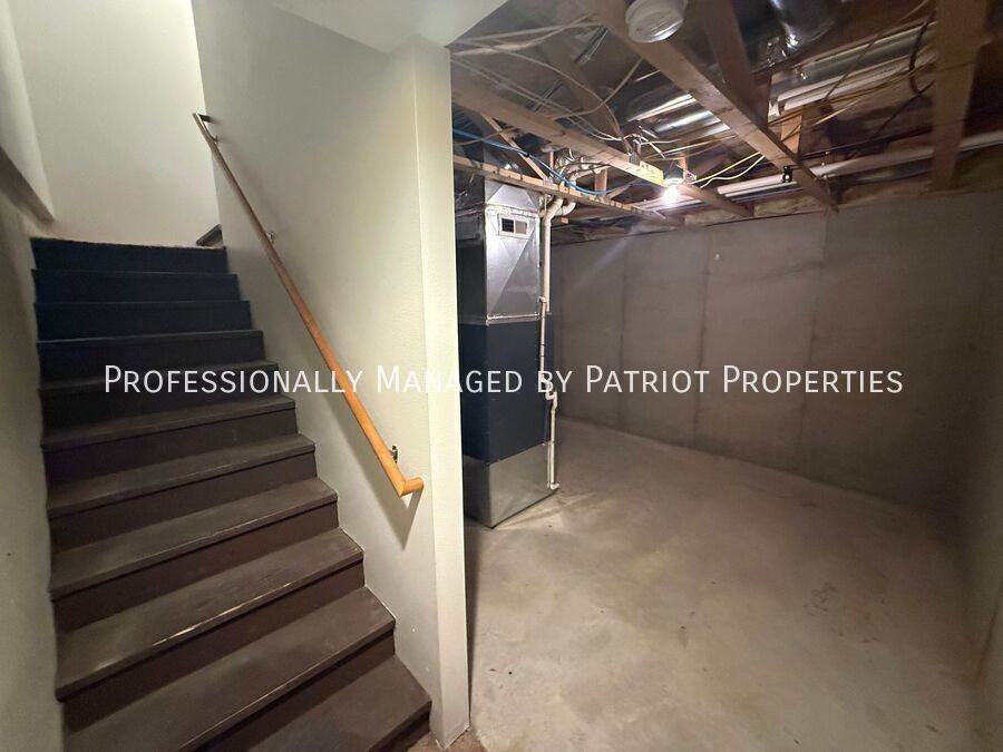 827 Hawkeye Dr - Photo 6 of 11