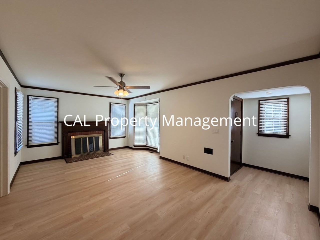 141 Homestead Ave - Photo 5 of 30