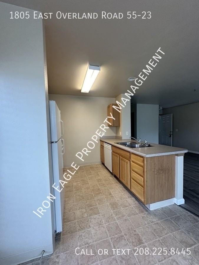 1805 E Overland Rd - Photo 2 of 11