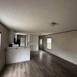 233B Birdsall Dr N #B - Photo 2 of 10