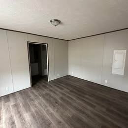 233B Birdsall Dr N #B - Photo 4 of 10