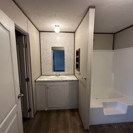 213 Roger H Ln - Photo 4 of 10