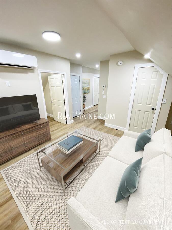 46 Main Rd N #B - Photo 4 of 13