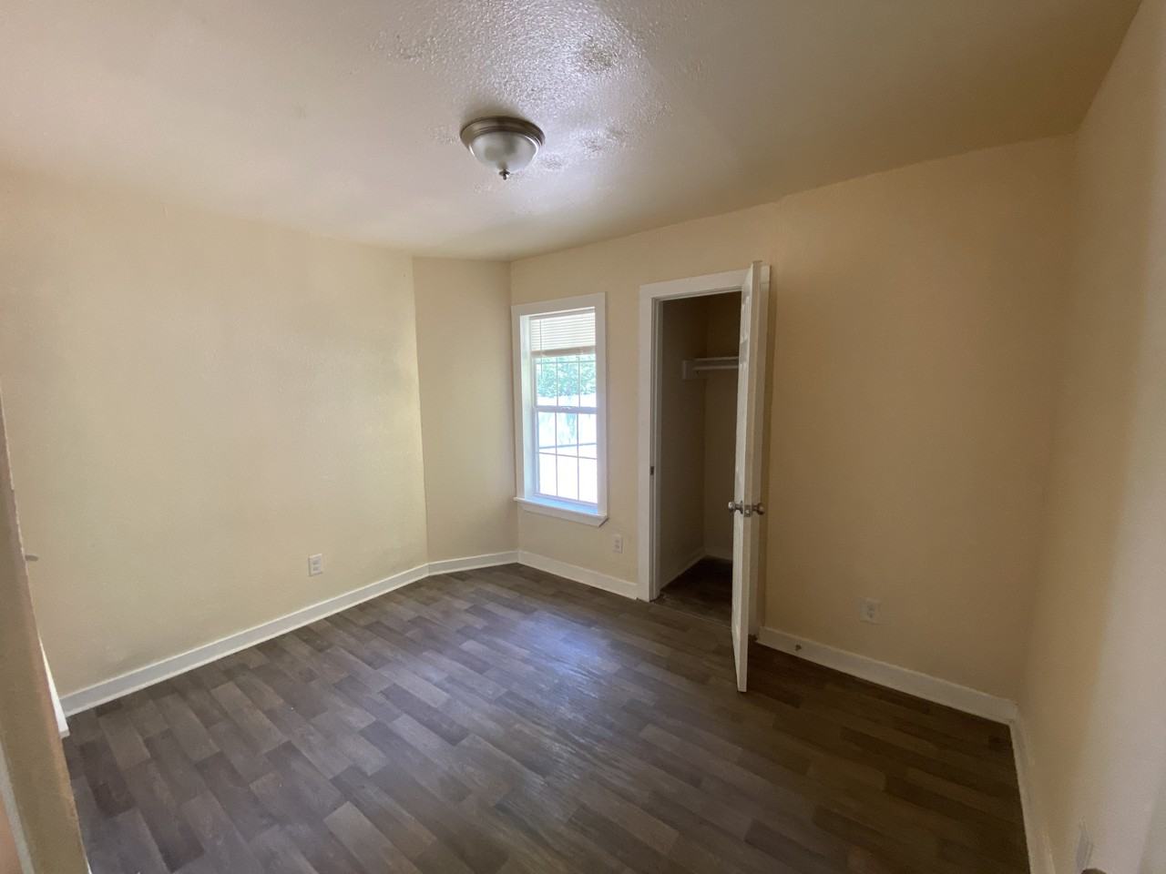 115 Chicago Blvd #102 - Photo 3 of 13