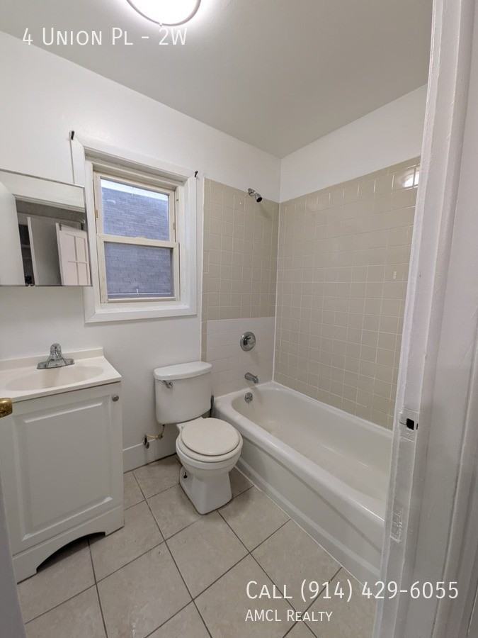 4 Union Pl #2W - Photo 7 of 8