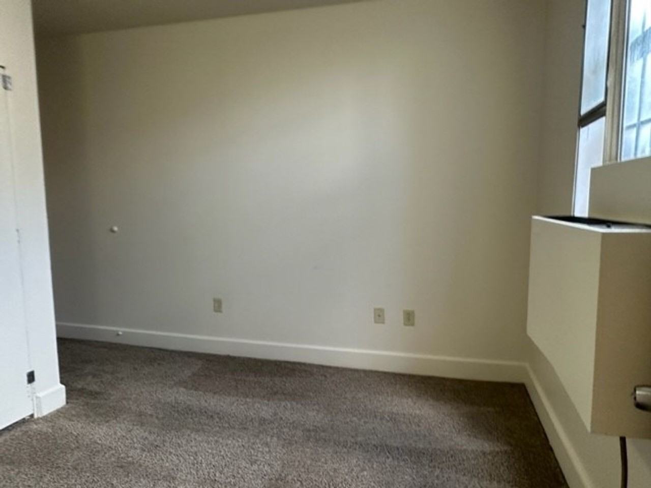 213 N 2nd St #A5 - Photo 3 of 6