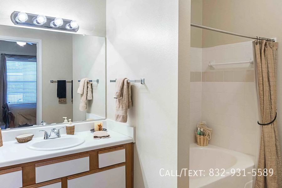 718 Sawdust Rd #FBP - Photo 6 of 7