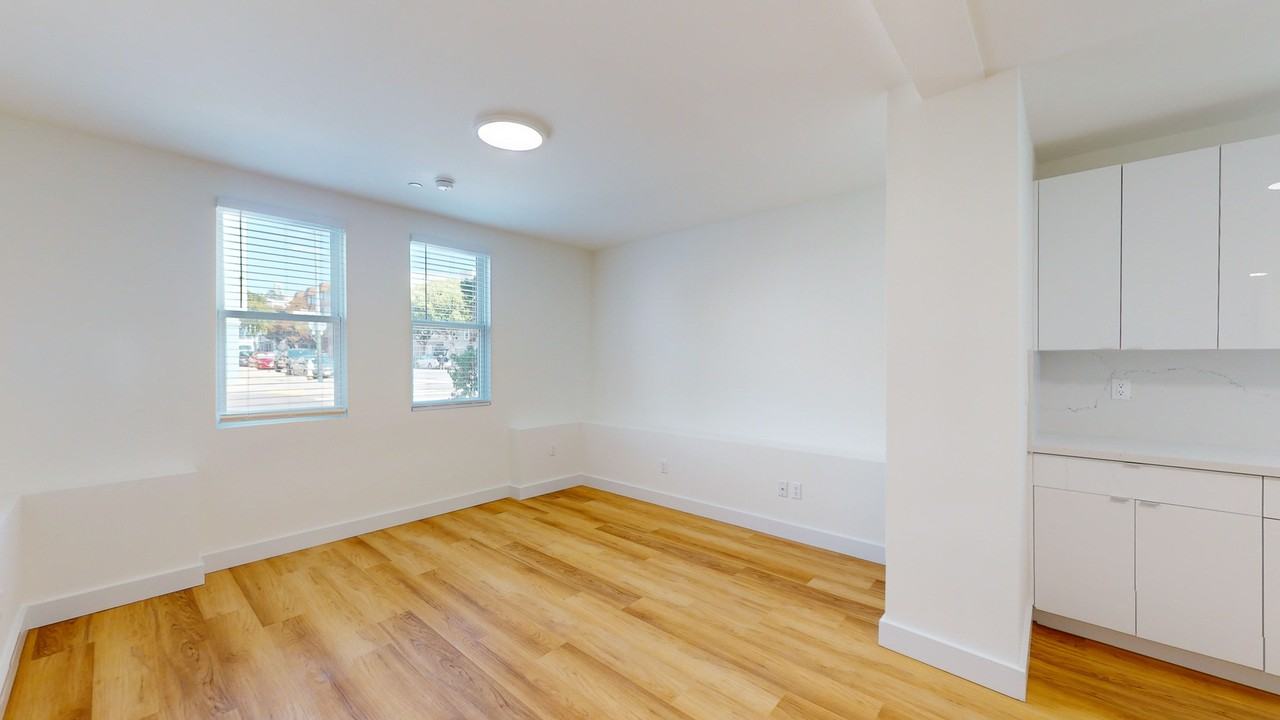 3201 Octavia St #3 - Photo 6 of 19