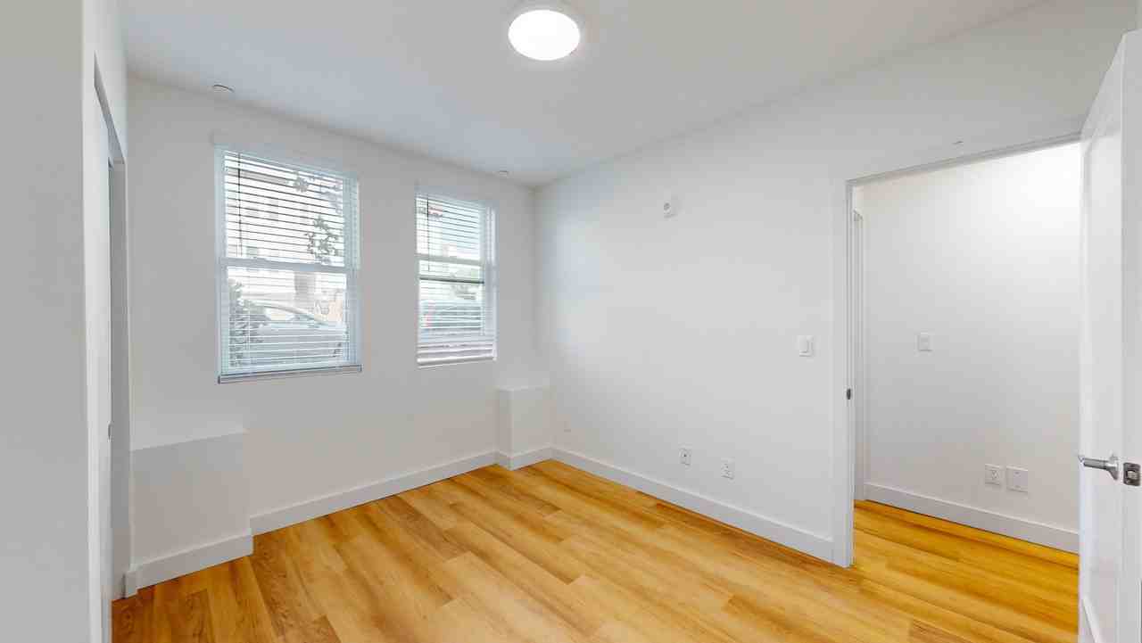 3201 Octavia St #3 - Photo 7 of 19