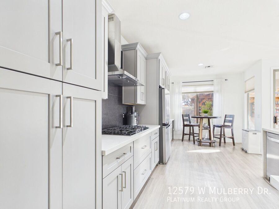 12579 W Mulberry Dr - Photo 3 of 29