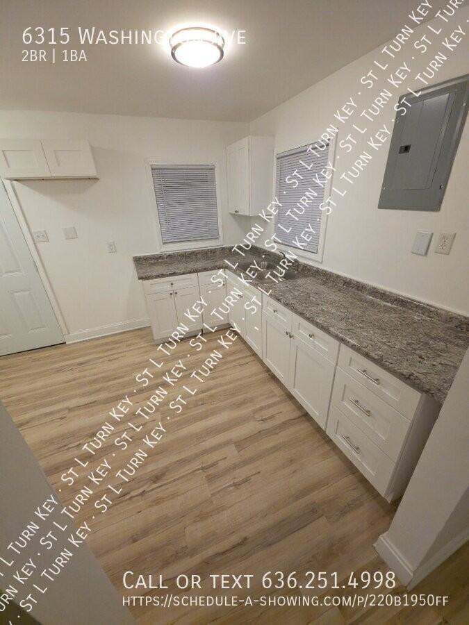 6315 Washington Ave - Photo 2 of 13