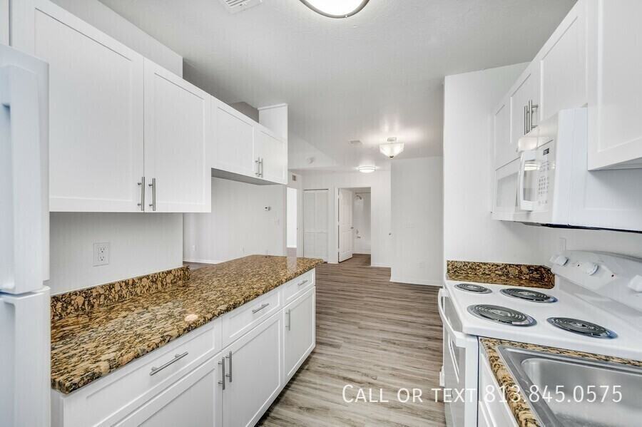 13020 Kain Palms Ct #20-101 - Photo 3 of 9