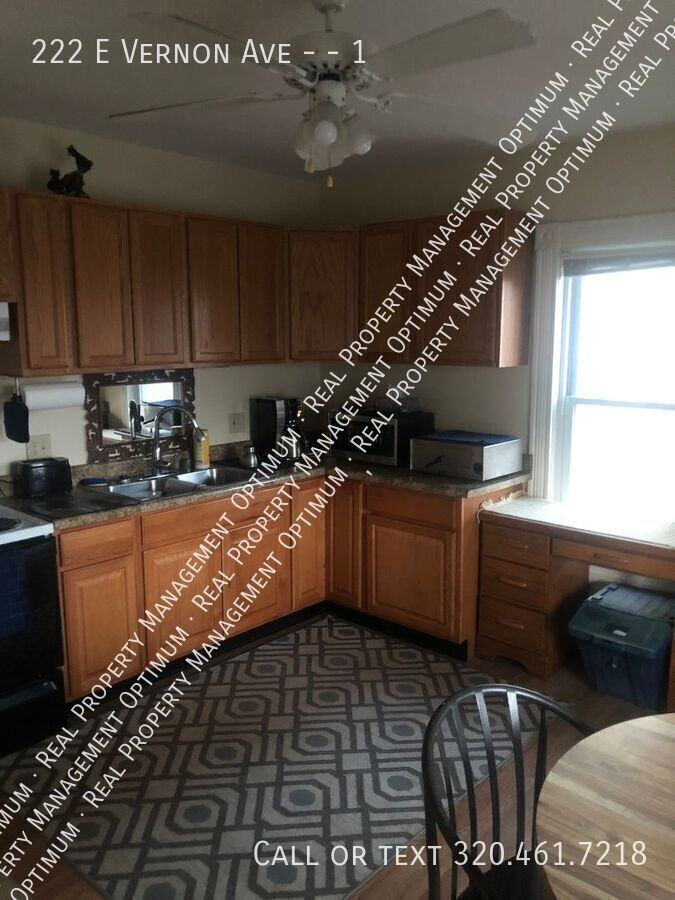 222 E Vernon Ave #1 - Photo 3 of 13