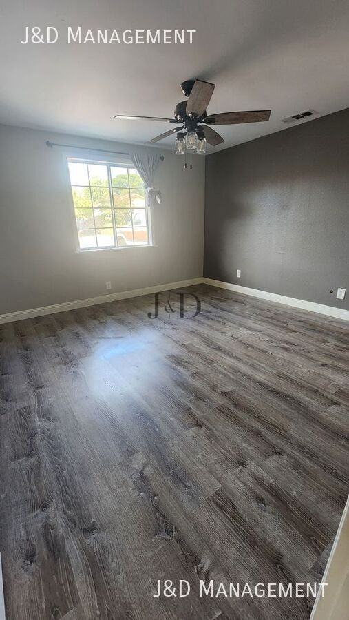 906 Rose Dr - Photo 7 of 11