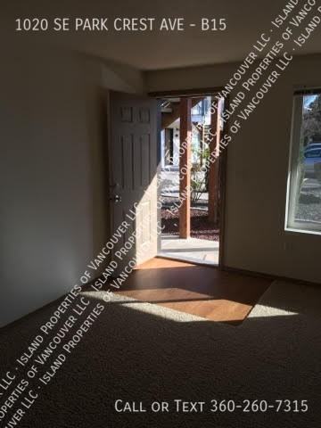 1020 Se Park Crest Ave #B15 - Photo 4 of 7
