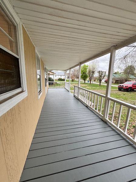 303 Willow St - Photo 4 of 42