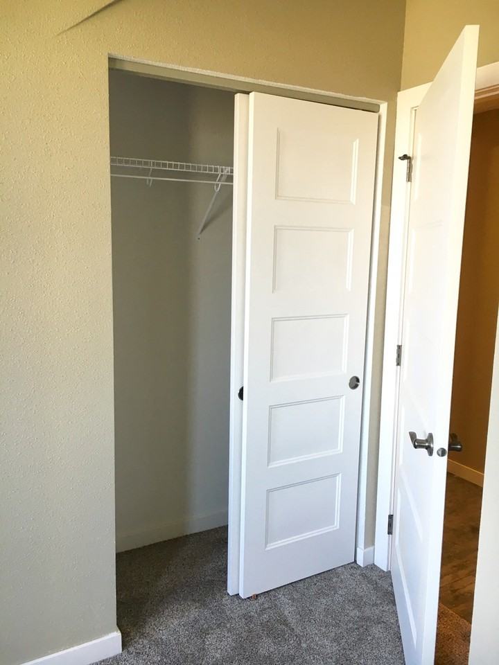 Studio, One and Two Bedroom Apartments Near Downtown Sioux Falls - Photo 6 of 25