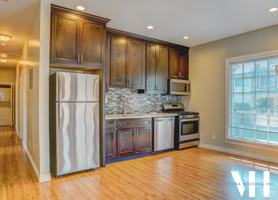 featured image of 2352 Portland St