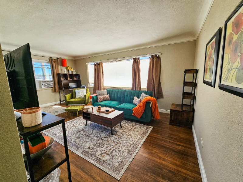 1520 Glencoe St #10 - Photo 6 of 14