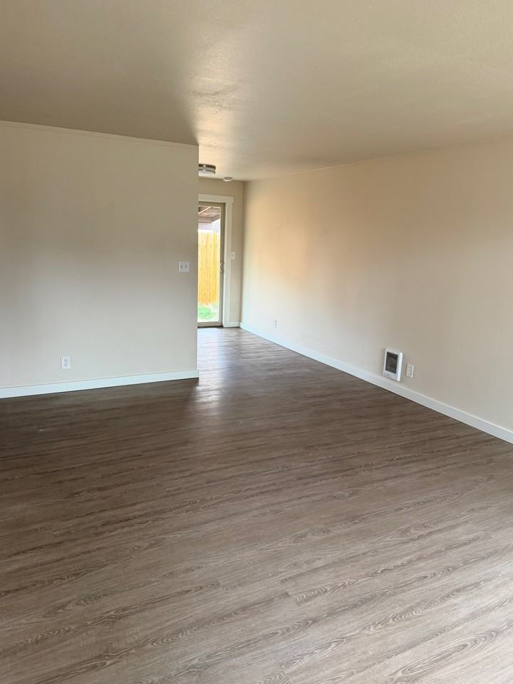 1513 Sw Pumice Ave - Photo 6 of 14