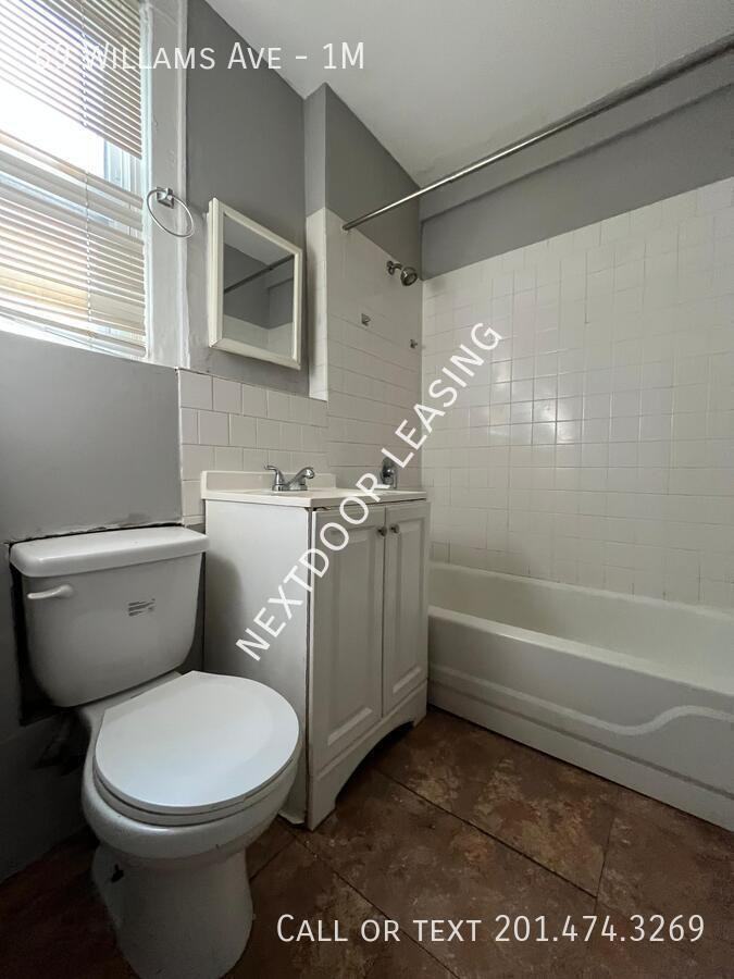 69 Williams Ave #1M - Photo 3 of 7