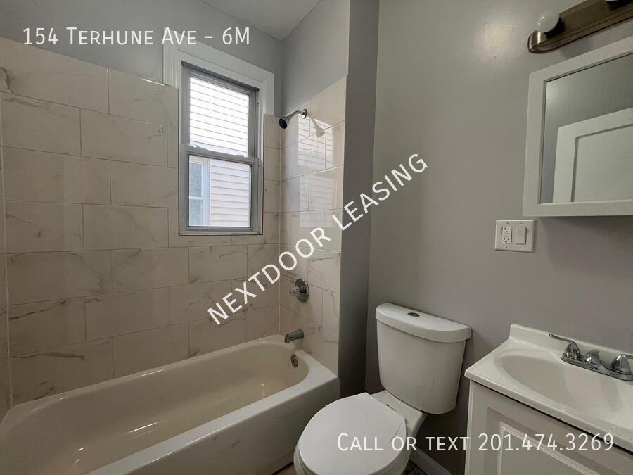 154 Terhune Ave #6M - Photo 4 of 10