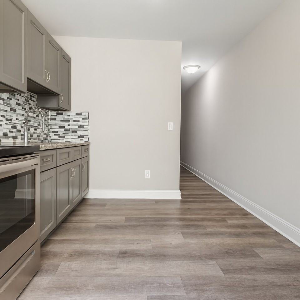 4632 Old York Rd - Photo 4 of 14