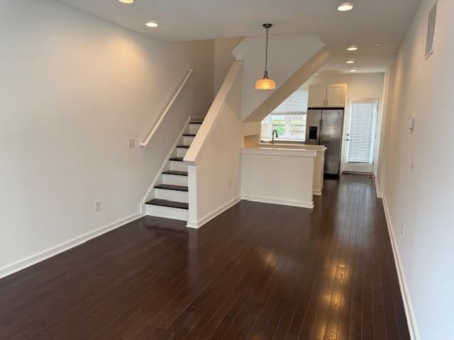 2410 E Harold St - Photo 5 of 20