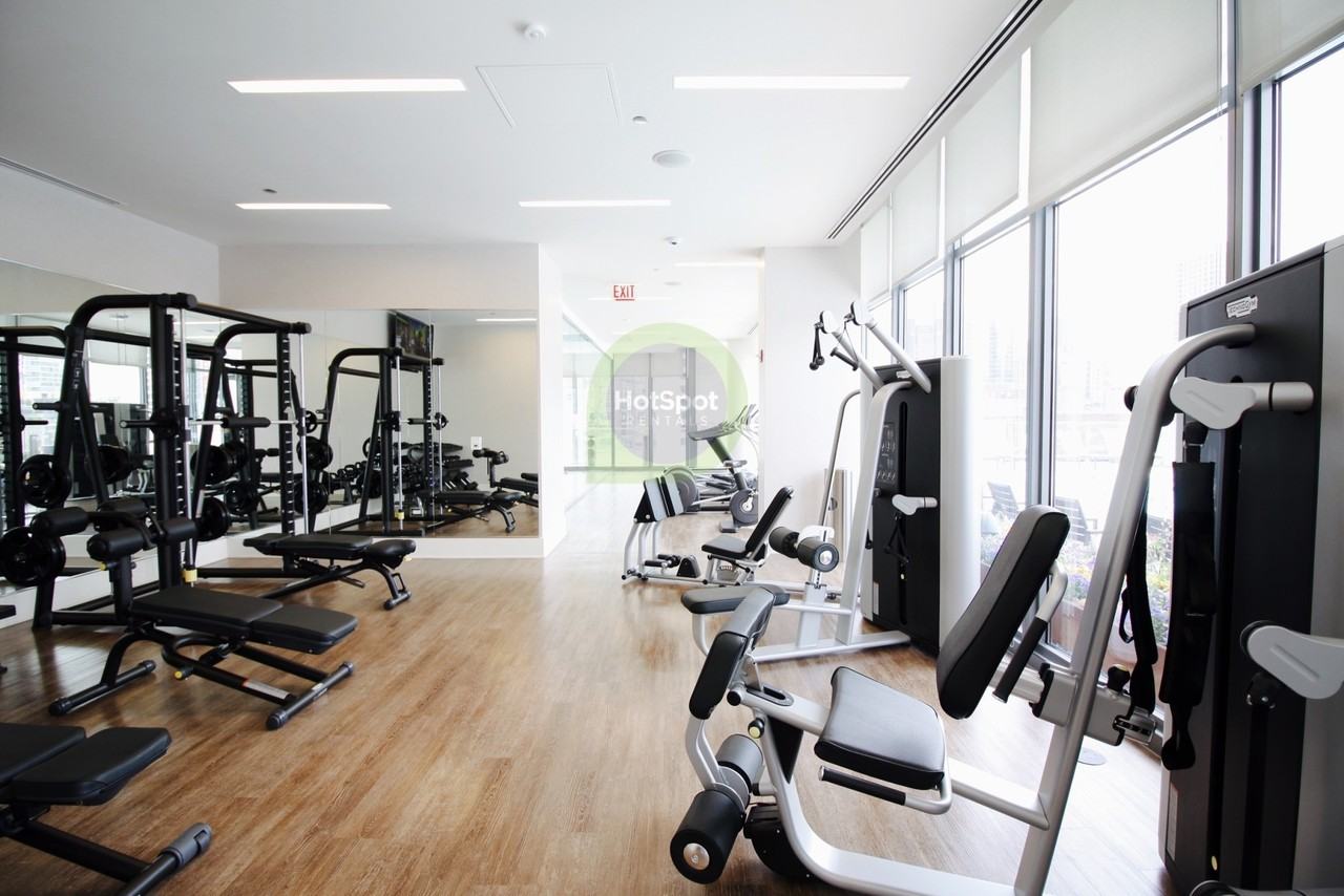 342 W Chestnut St - Photo 6 of 7