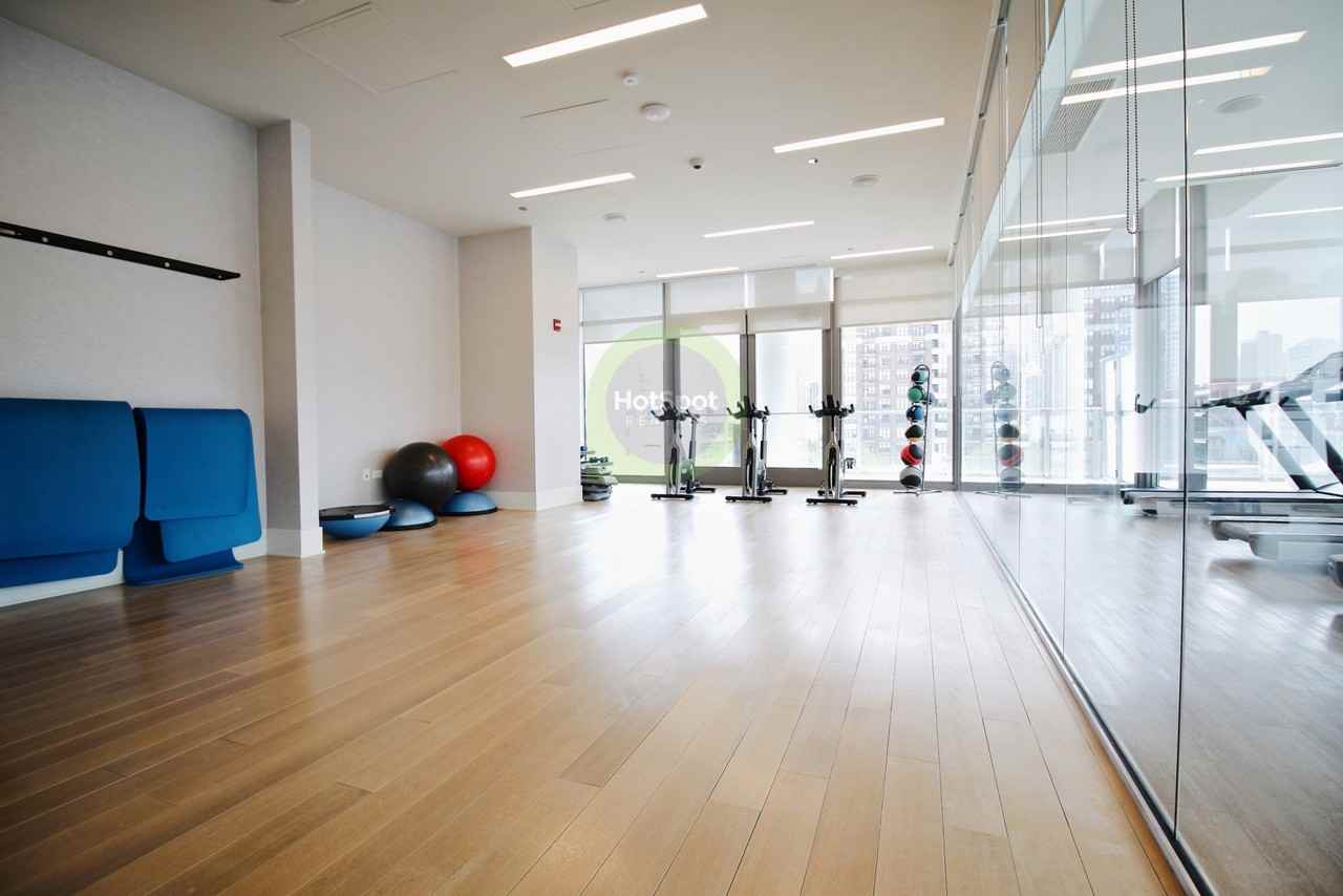 342 W Chestnut St - Photo 7 of 7