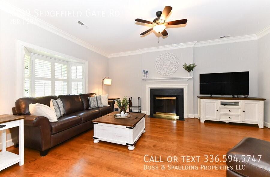 3139 Sedgefield Gate Rd - Photo 5 of 32