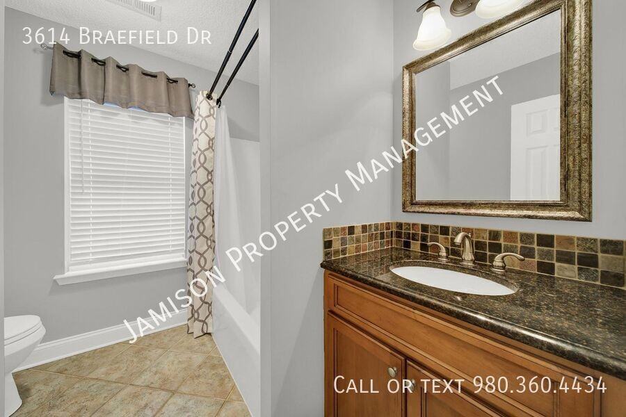 3614 Braefield Dr - Photo 5 of 27