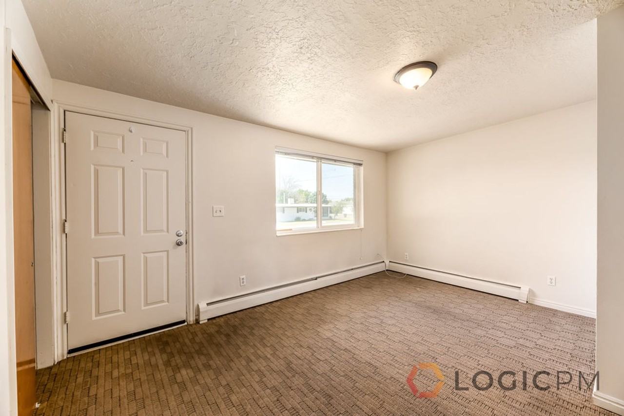 783 E 1400 S #785E1400S - Photo 3 of 18