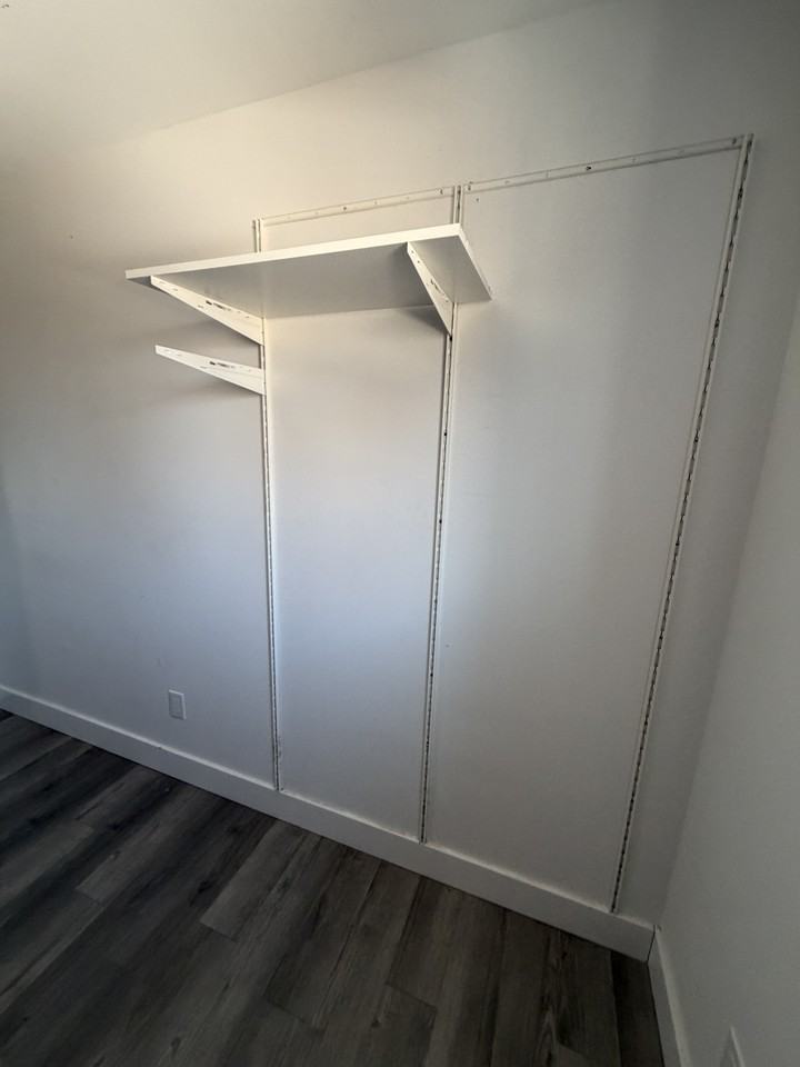 227 Blackburn Ave - Photo 5 of 6