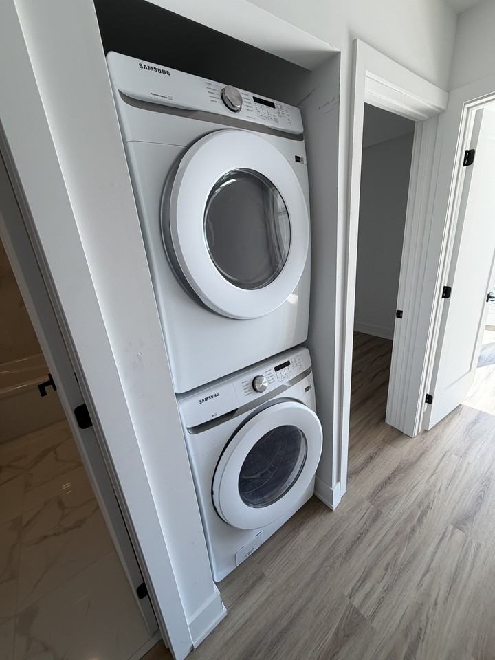 30 | 273 Duncairn Avenue - Photo 7 of 18