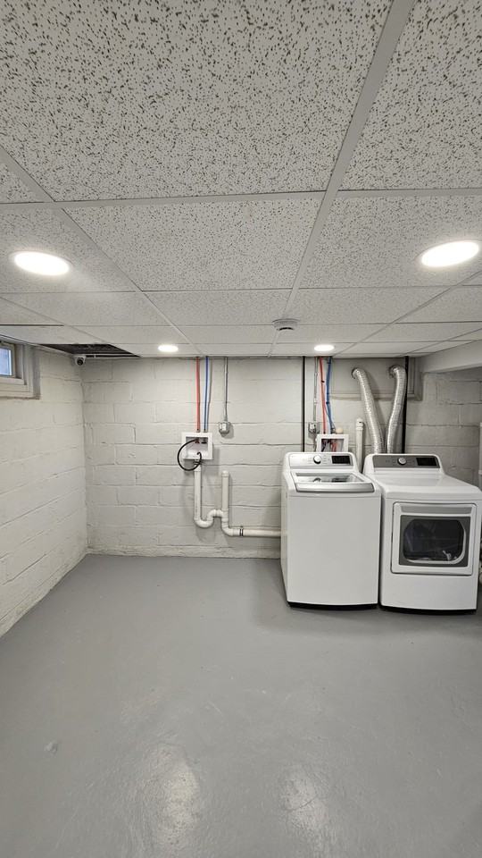 613 Willow Ave #1 - Photo 6 of 6