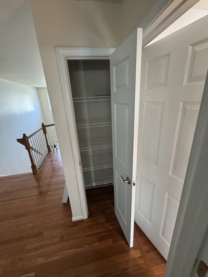 7609 Starshine Dr - Photo 6 of 11