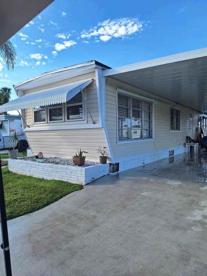 115 Sun Cir #115 - Photo 7 of 11