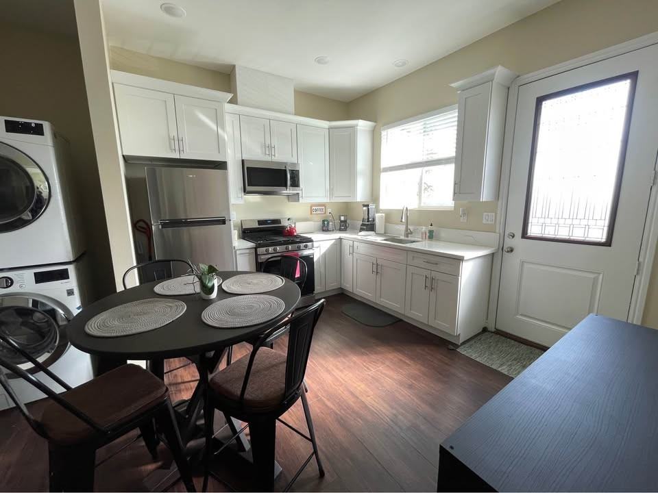 862 Vista Dr #3 - Photo 6 of 16