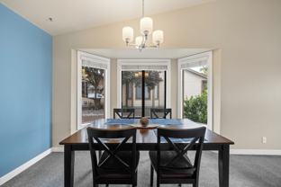 592 N Weaver Ave - Photo 1 of 1