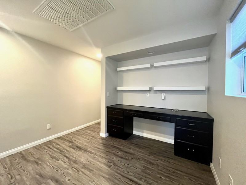 9937 Baron Coast St - Photo 6 of 17