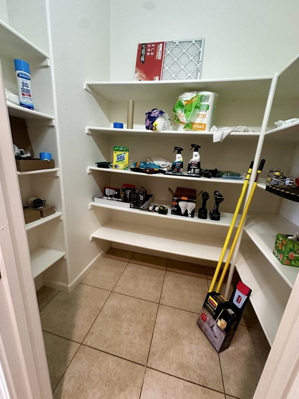 230 Hearthstone Cir - Photo 4 of 20