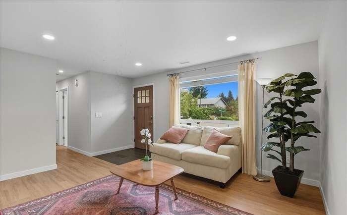 27001 35th Ave S - Photo 2 of 15