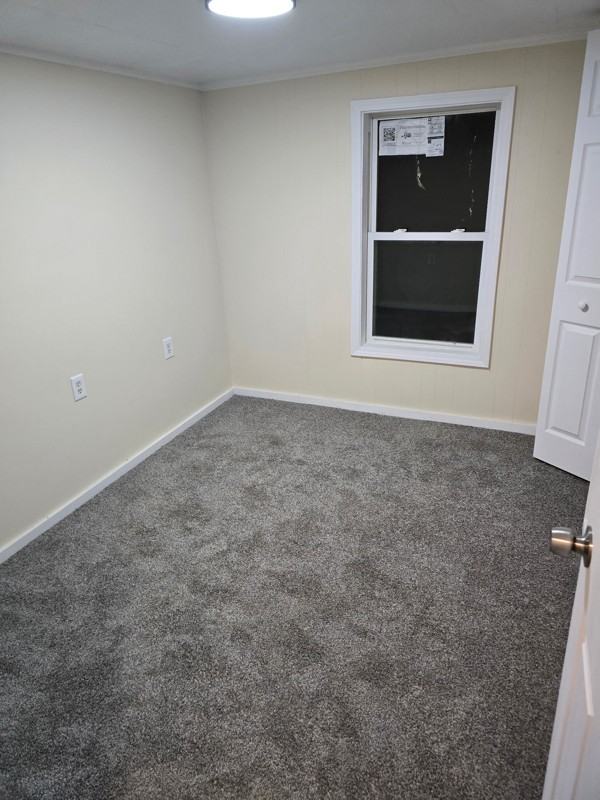 158 Baker St - Photo 6 of 8