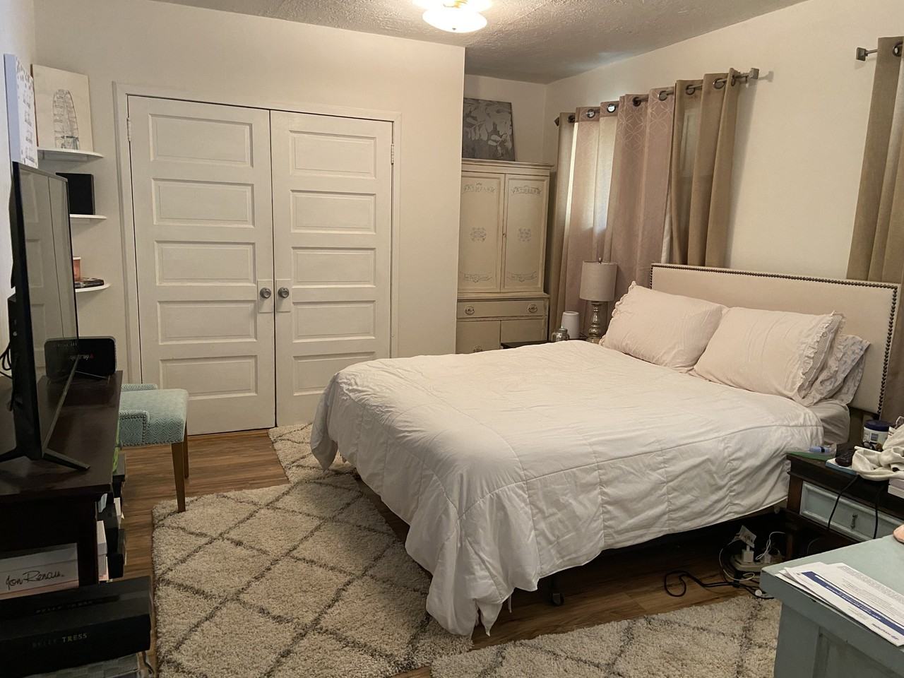 717 10th Ave - Photo 6 of 17