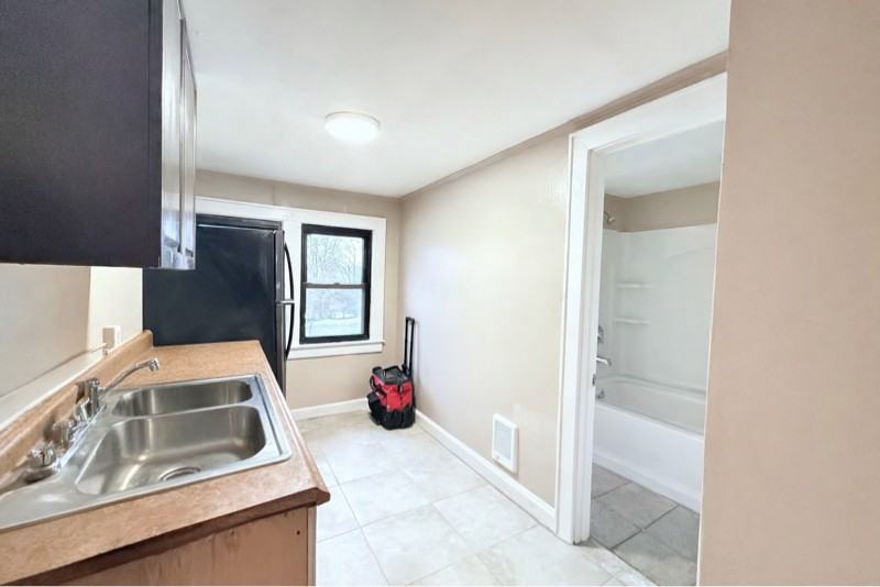 210 Cromwell Hill Rd #2 - Photo 2 of 4