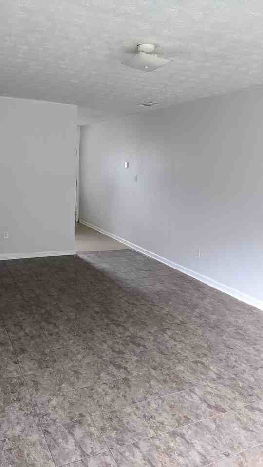 102 Jay Ln #A - Photo 2 of 8