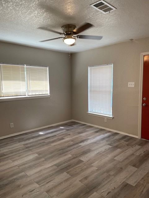 10910 Baltic Dr #1 - Photo 3 of 11