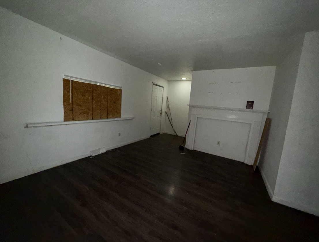 5433 Beacon Ave - Photo 3 of 20