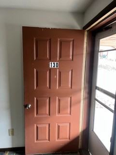 130 Eastwood Dr - Photo 2 of 7